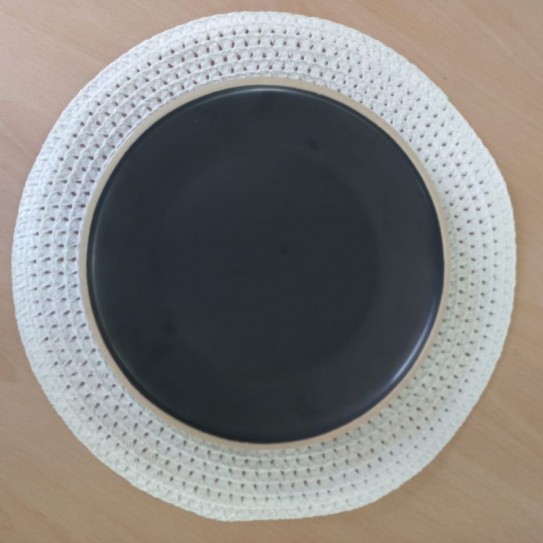 PLATO PLAYO NEGRO VIENA 26 CM