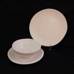 PLATO PLAYO "PIEDRA" BLANCO 25,5 CM 2