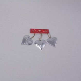 BLISTER 3 CORAZON. METAL PLATA. 8,5 X 8 CM