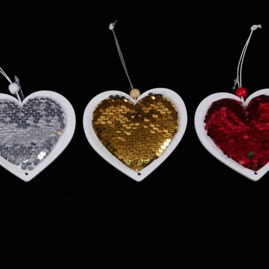 COLGANTE CORAZON LENTEJUELAS. 3 COLORES. 11 X 9,5 CM