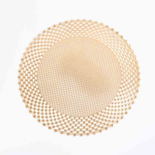 INDIVIDUAL BORDE CALADO. PLATEADO X 4. 38 CM.
